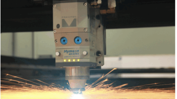 Cara Memilih Mesin Pemotong Laser Serat Berkecepatan Tinggi yang Tepat untuk Industri Anda