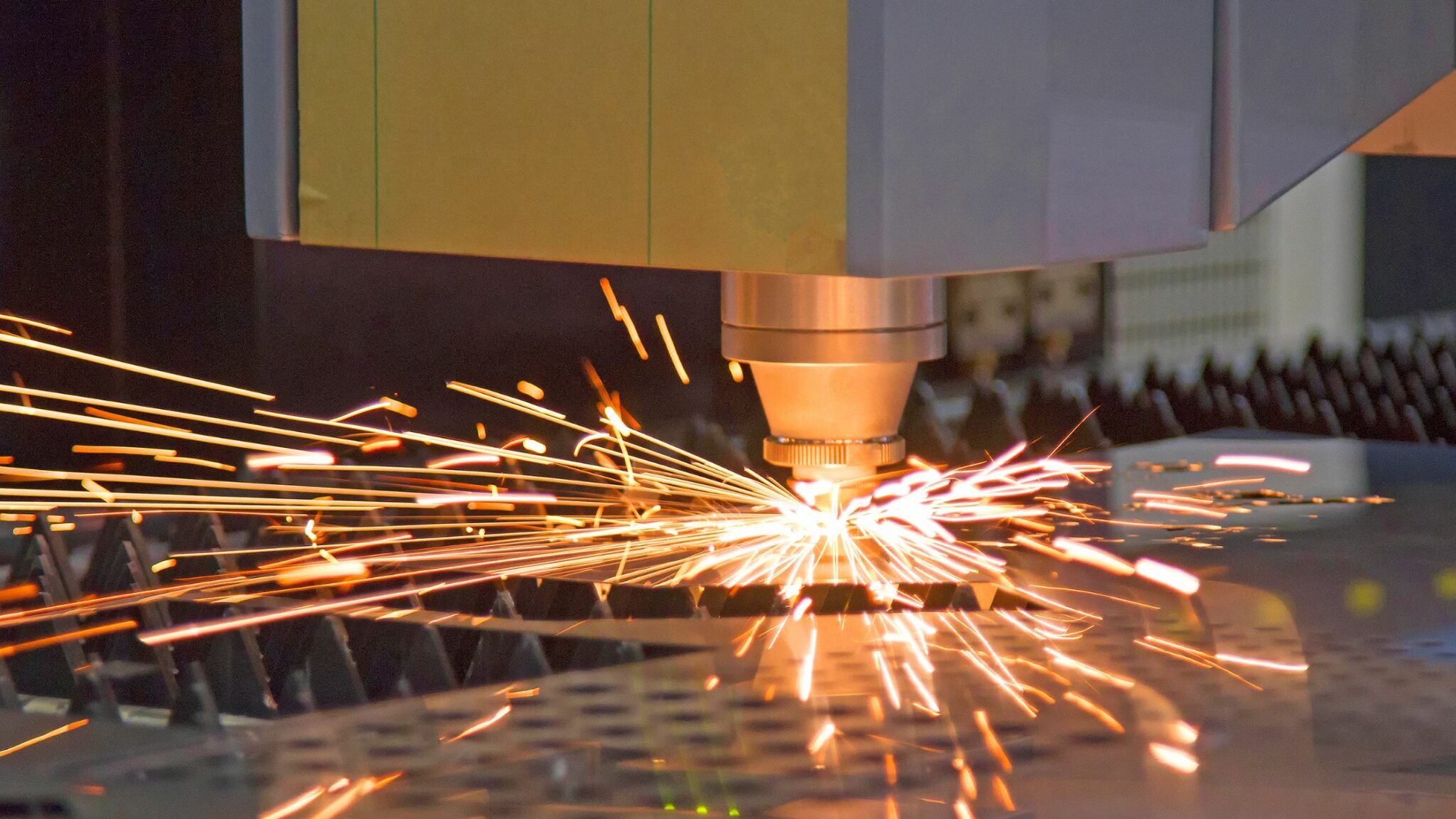 Mesin pemotong laser CNC