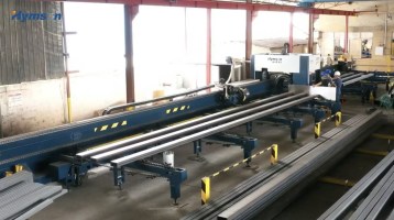 Kisah Pelanggan | Upgrade ke Mesin Pemotong Laser Tabung Tugas Berat dengan Ketersediaan dan Efisiensi Tinggi