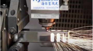 Bagaimana Memilih Mesin Pemotong Laser Serat CNC yang Tepat di Tahun 2025?